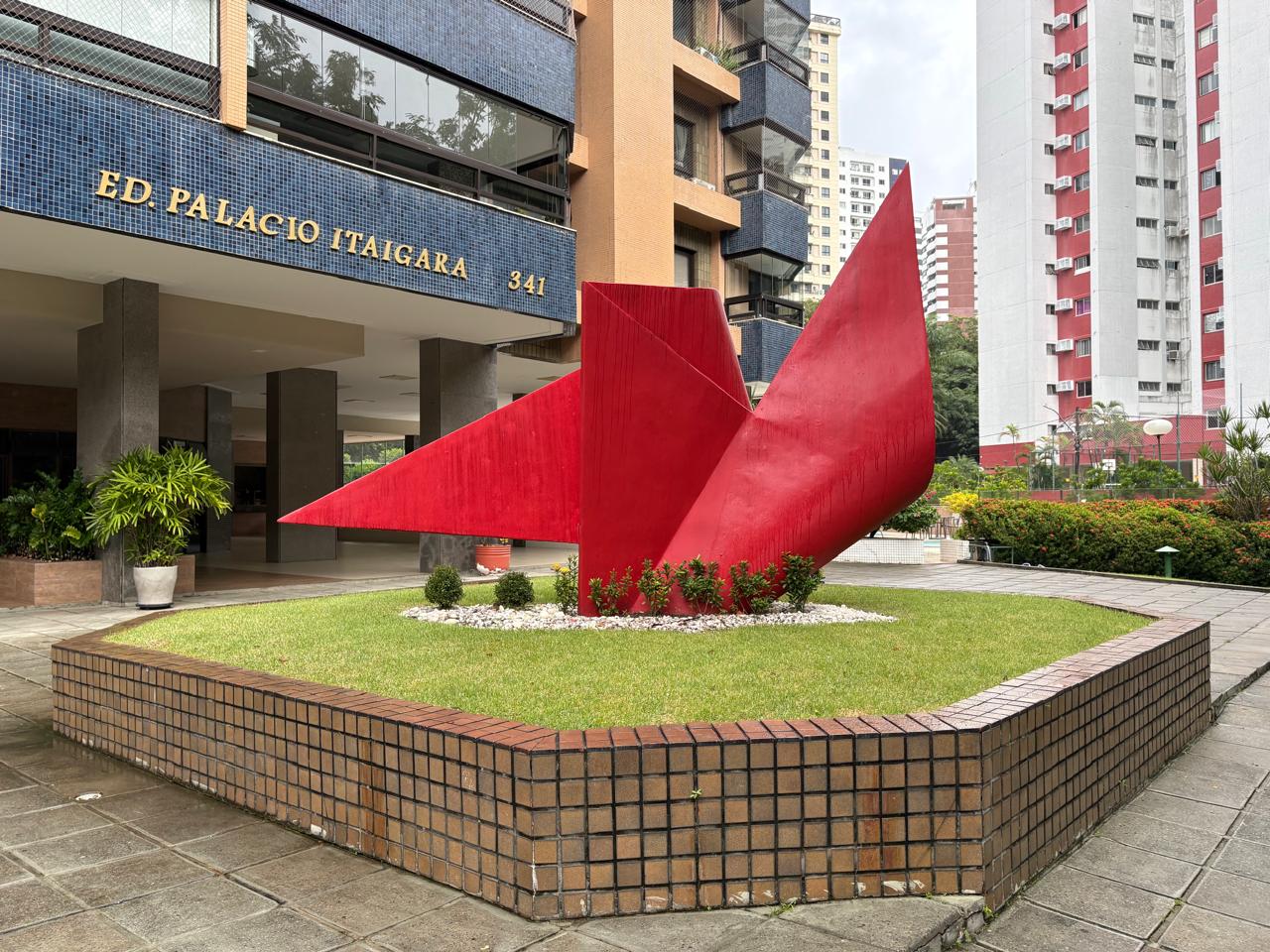 Fachada do Edifício Palácio Itaigara